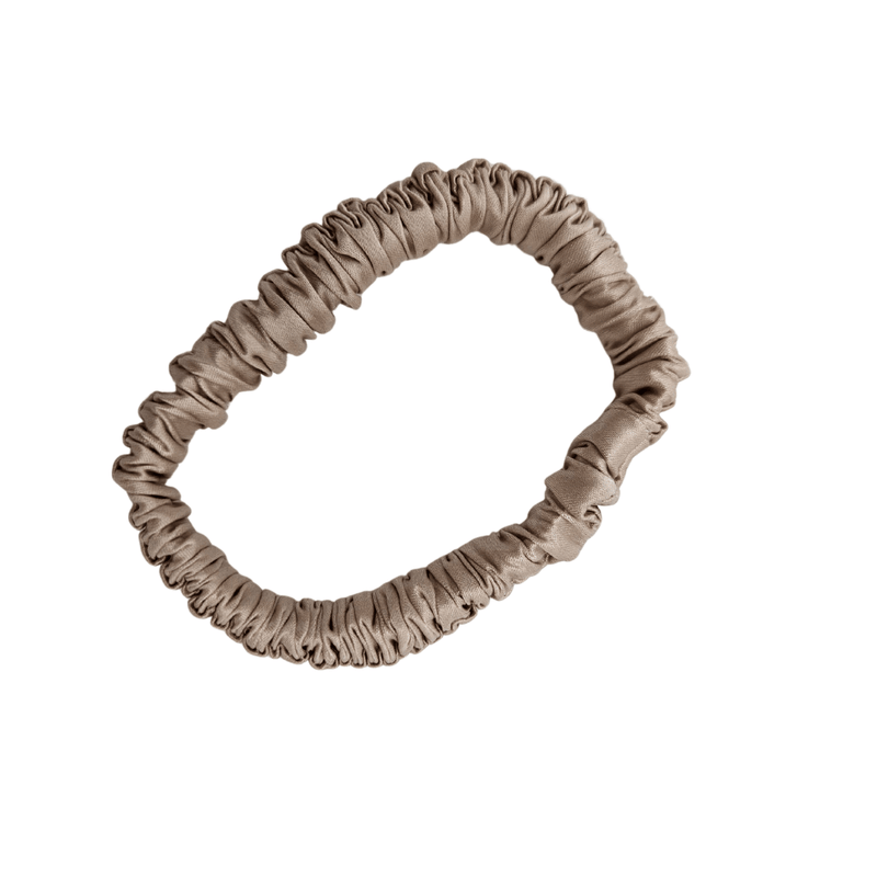 MIRA – Silkes Scrunchie