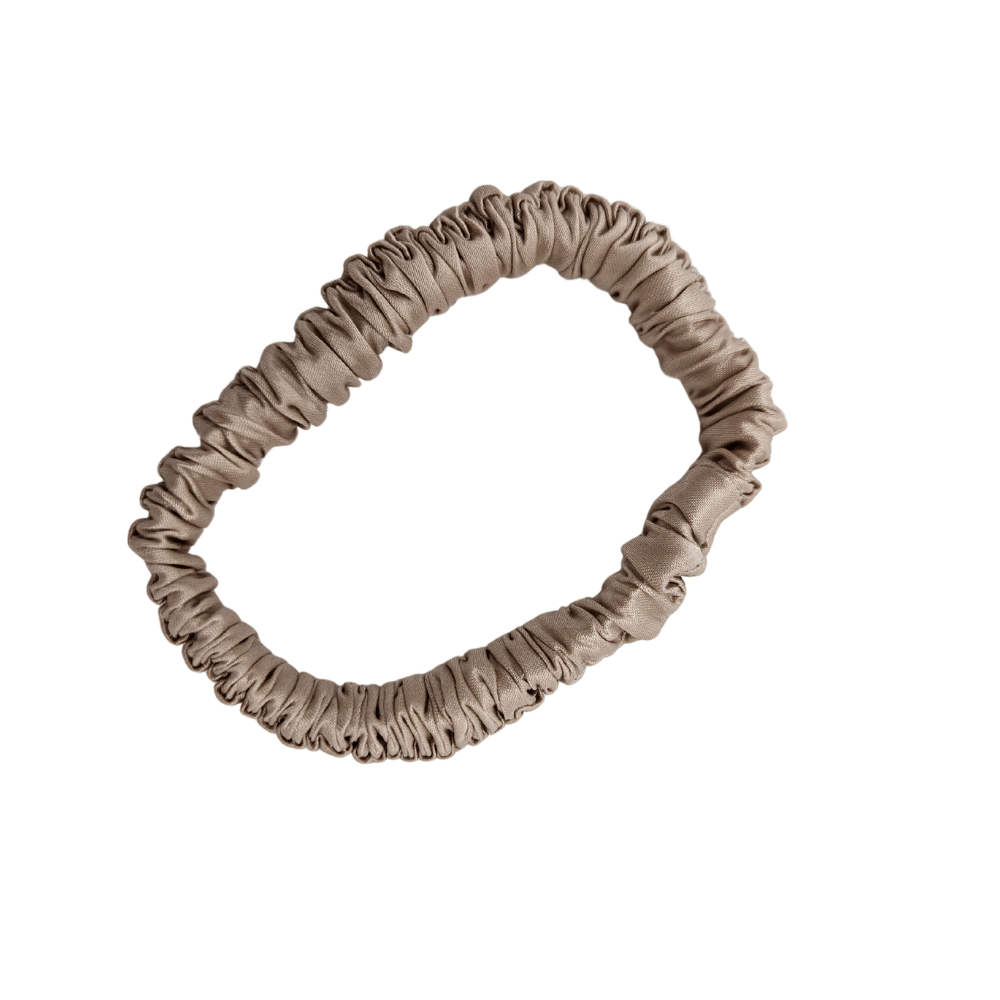 MIRA – Silkes Scrunchie