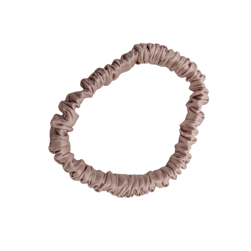 MIRA – Silkes Scrunchie